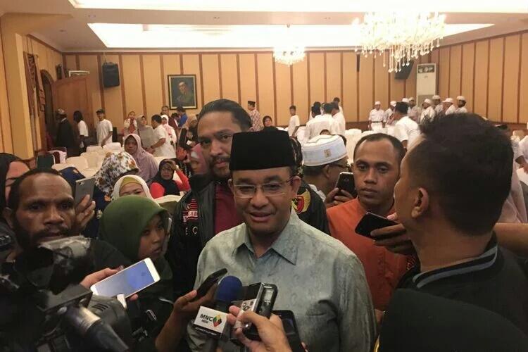 Berbeda dengan Sandiaga, Anies Sebut &quot;Pojok Taaruf&quot; Hanya Guyonan