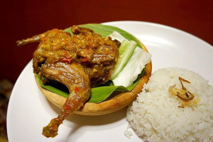 Sensasi Santap Burung Puyuh