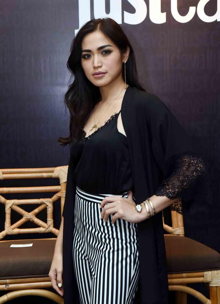 HOT..!!!! Sexy dan Cantiknya Jessica Iskandar