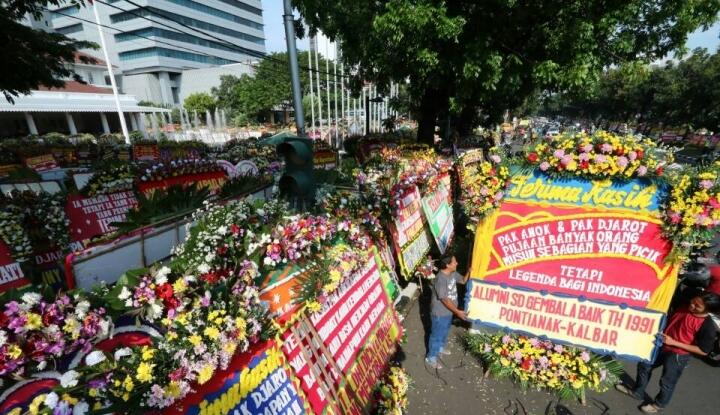 Karangan Bunga untuk Ahok Banjiri Rutan Brimob