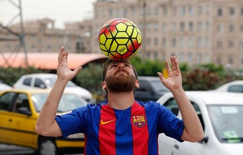 Mirip Banget Sama Messi, Orang Ini Malah Ditangkap Polisi