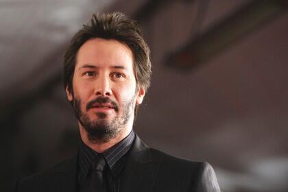 Merasa Hidupmu Paling Menyedihkan? Simak Dulu Kisah Hidup Keanu Reeves Ini!