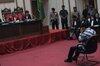 Hanya Keluarga dan Kuasa Hukum yang Boleh Temui Ahok