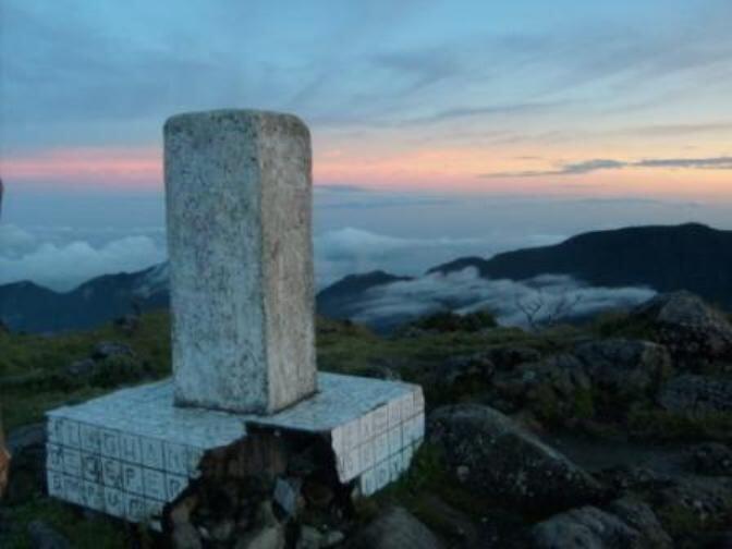 7 Kisah Misteri Tentang Pasar Gaib di Gunung Indonesia