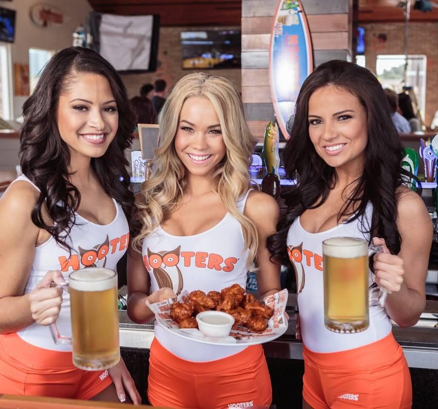Asia Tenggara Bakal Punya 35 Resto Hooters dengan Pelayan Super Seksi