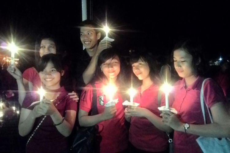 Begini Penampakan Aksi 1.000 Lilin untuk Ahok di Surabaya