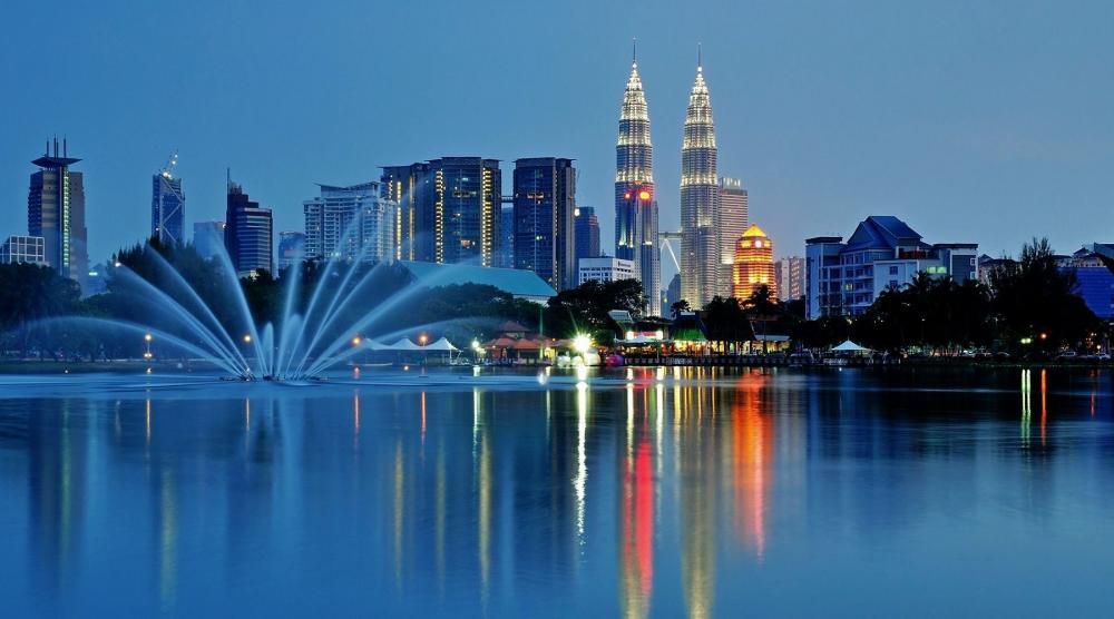 INI DIA 5 BESAR DESTINASI HONEYMOON HALAL TERBAIK DUNIA!
