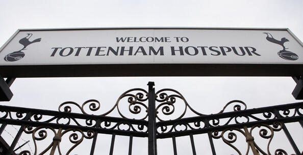 Tottenham Incar Perpisahan Manis di White Hart Lane