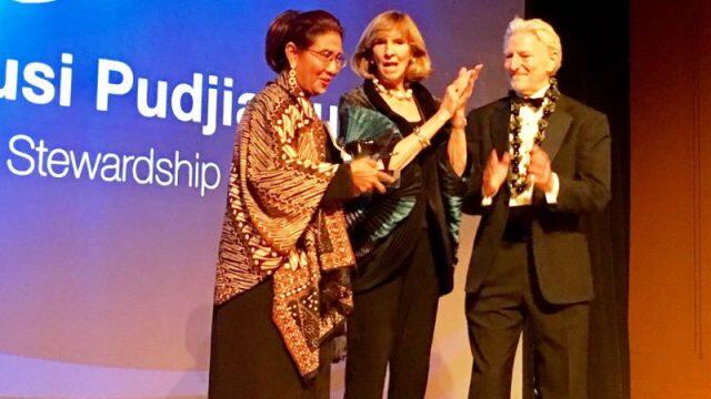 Susi Pudjiastuti Raih Penghargaan Kemaritiman Tertinggi Amerika Serikat