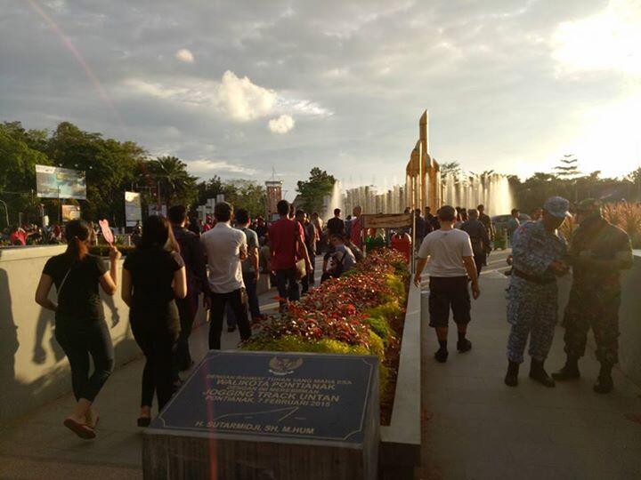 TNI dan Polri Bubarkan Massa Pro Ahok di Taman Digulis Pontianak, Ini Alasannya