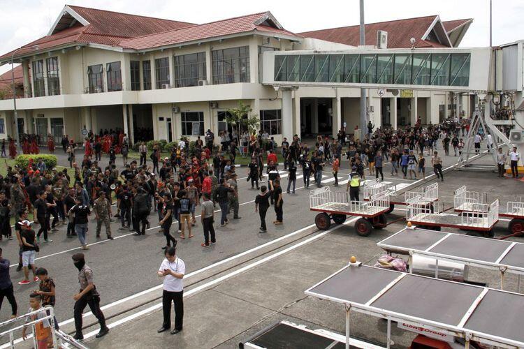 Disesalkan, Rusaknya Fasilitas Bandara karena Aksi Massa Tolak Fahri Hamzah