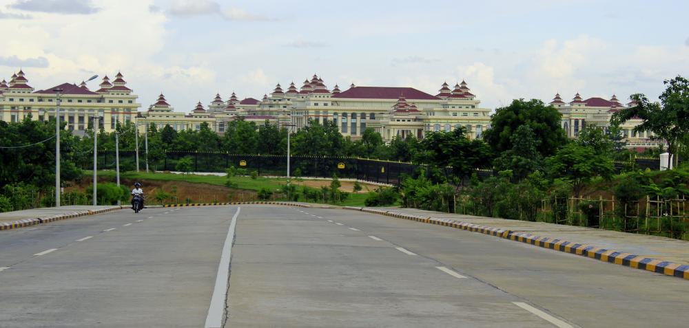 HAL-HAL UMUM YANG HARUS KAMU TAHU SEPUTAR MYANMAR, SANG NEGERI TANAH EMAS