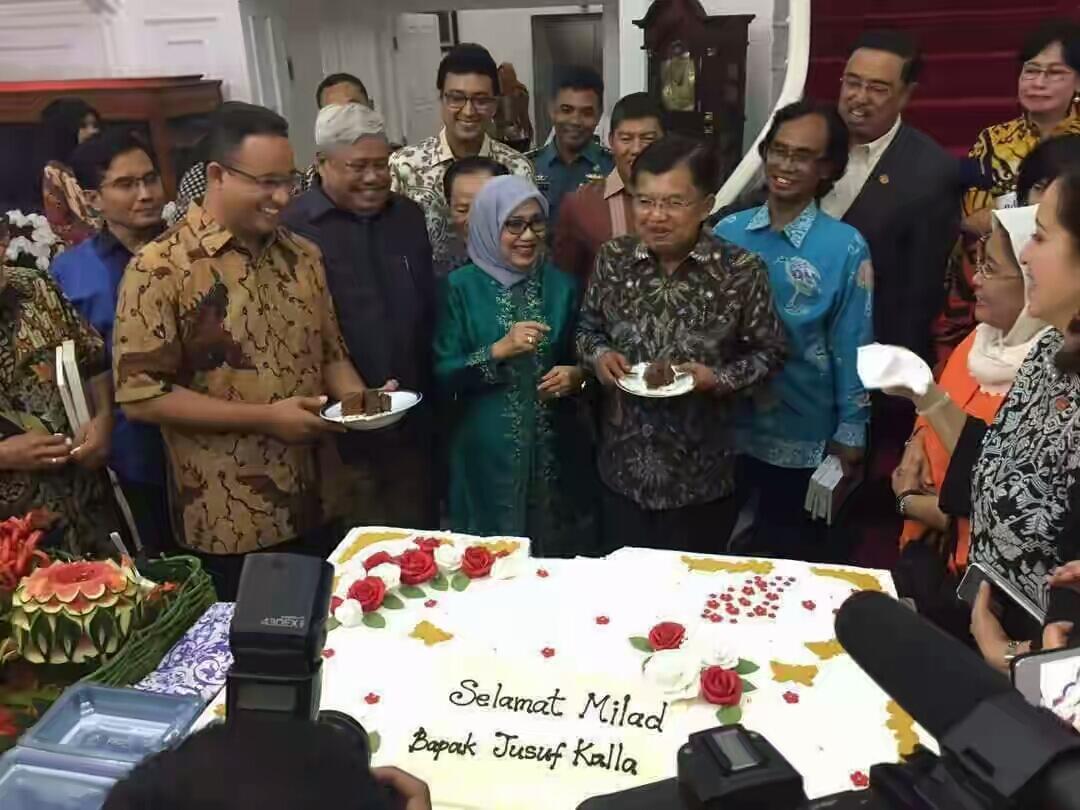 Rizieq Shihab Melawan Aparat