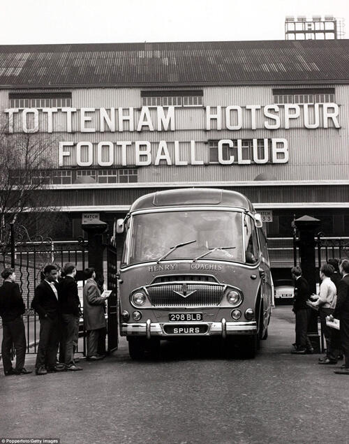 White Hart Lane dari Masa ke Masa