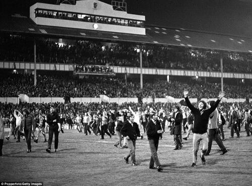 White Hart Lane dari Masa ke Masa