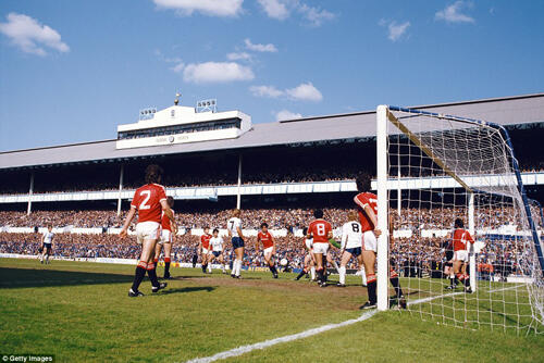 White Hart Lane dari Masa ke Masa