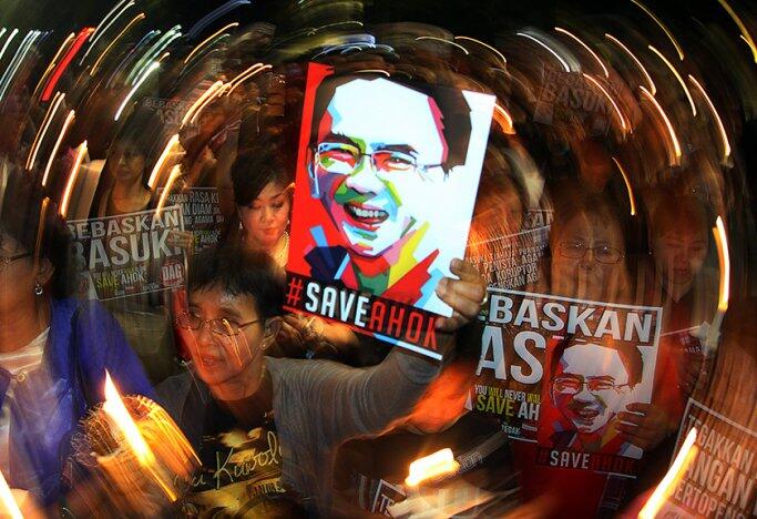 Aksi 'Seribu Lilin' untuk Ahok Terus Berlanjut