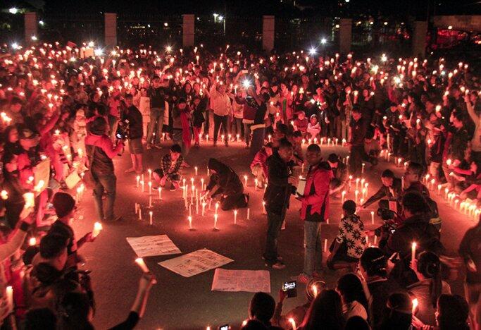 Aksi 'Seribu Lilin' untuk Ahok Terus Berlanjut