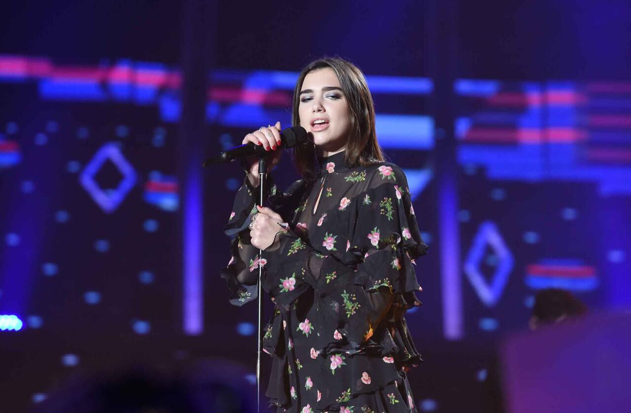Fans DUA LIPA (MASUK). Daan Mogot digoyang Dua Lipa