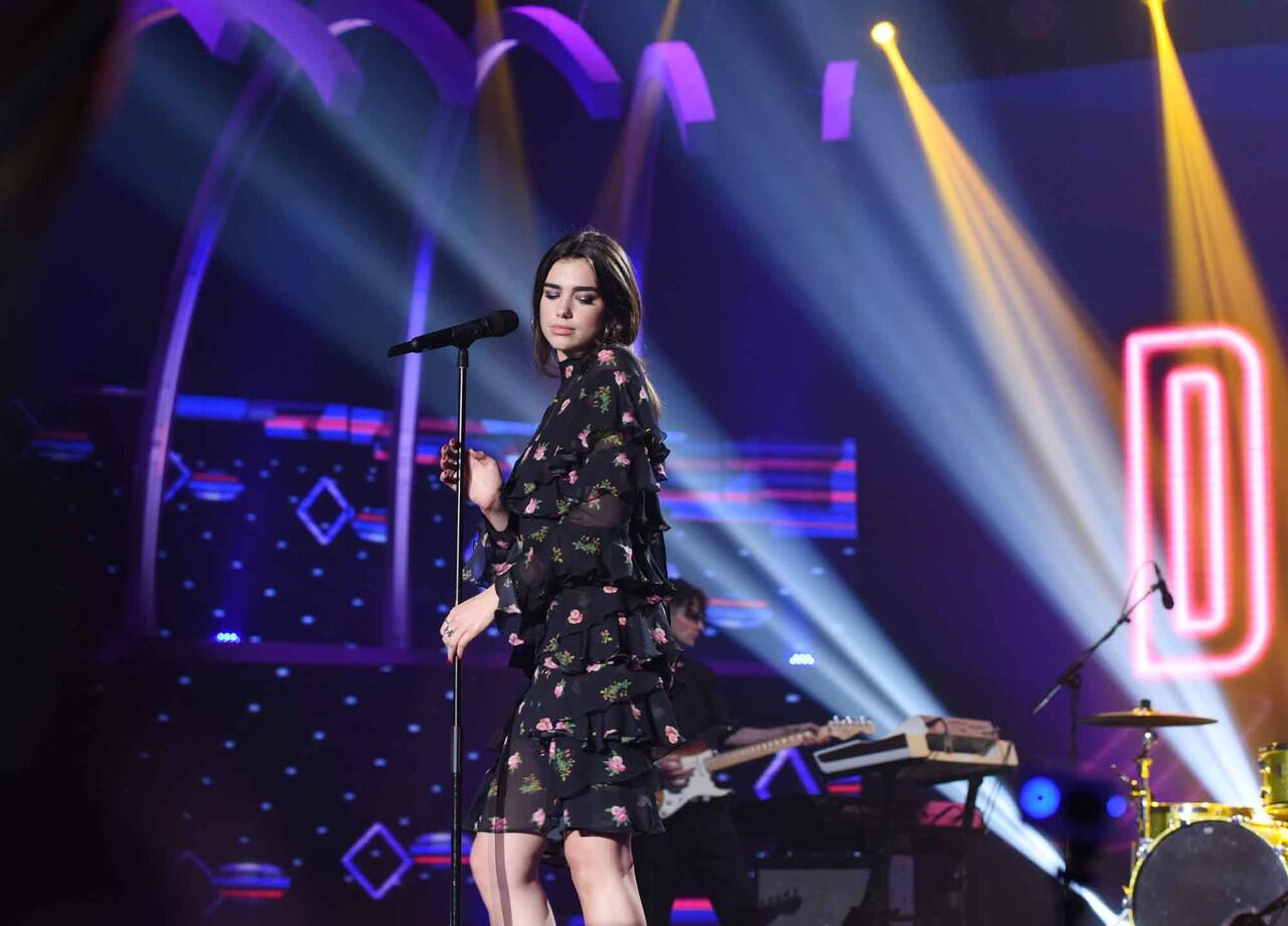 Fans DUA LIPA (MASUK). Daan Mogot digoyang Dua Lipa