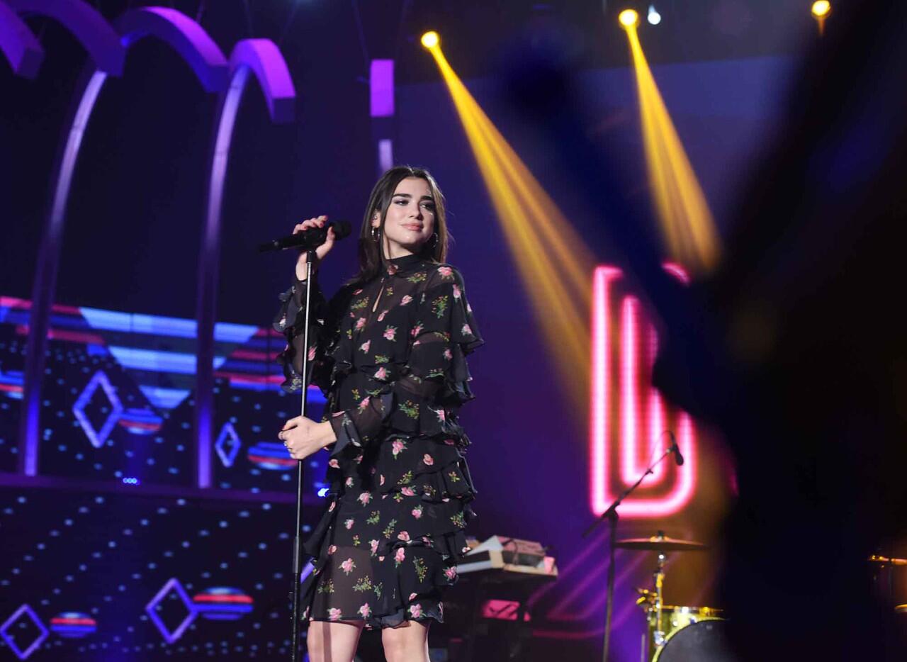 Fans DUA LIPA (MASUK). Daan Mogot digoyang Dua Lipa