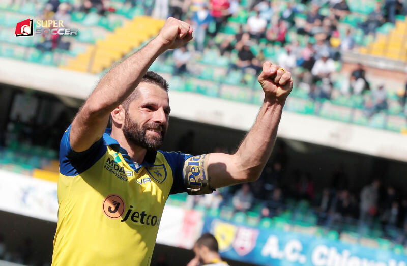 Legenda Hidup Chievo Belum Mau Gantung Sepatu