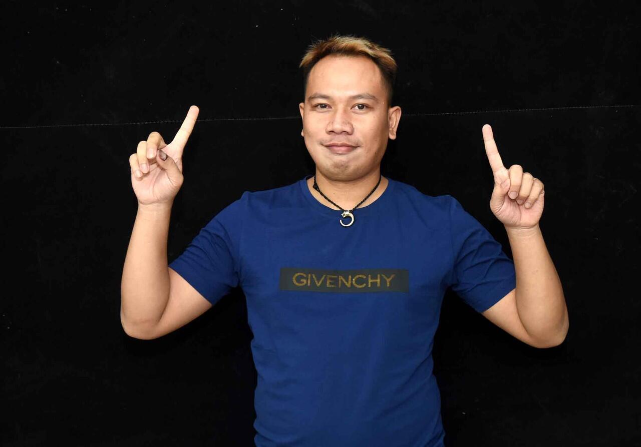 Lagi Mikirin Apa Sih Neng Zaskia Gotik.??