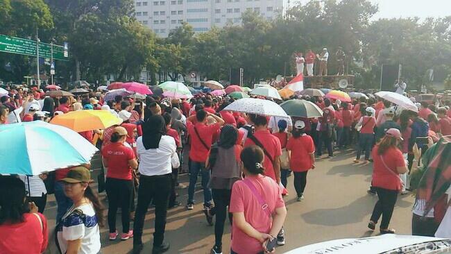 Peringati Harkitnas, Massa Gelar Aksi di Taman Pandang Istana