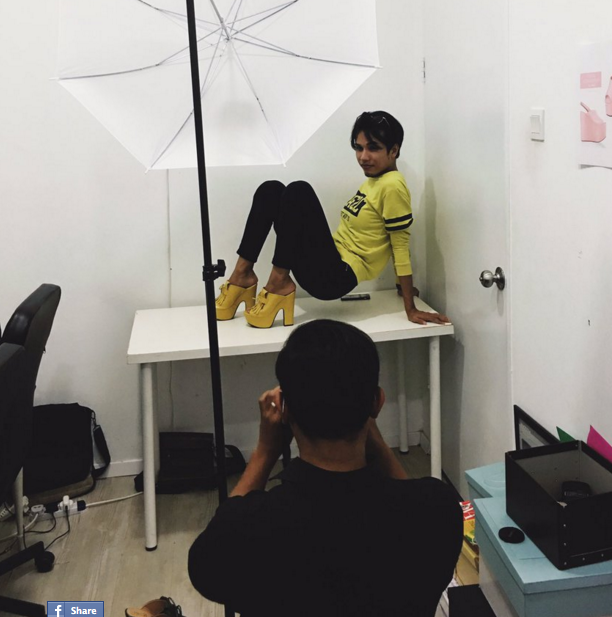 Jangan Tertipu Iklan Sepatu, Sebab Bisa Saja Modelnya Ternyata...