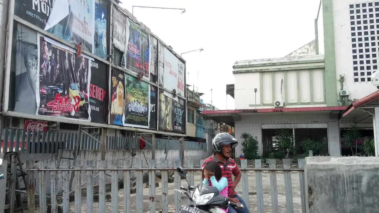 disebut penghematan, kurang kerjaan, apa gk punya modal..??