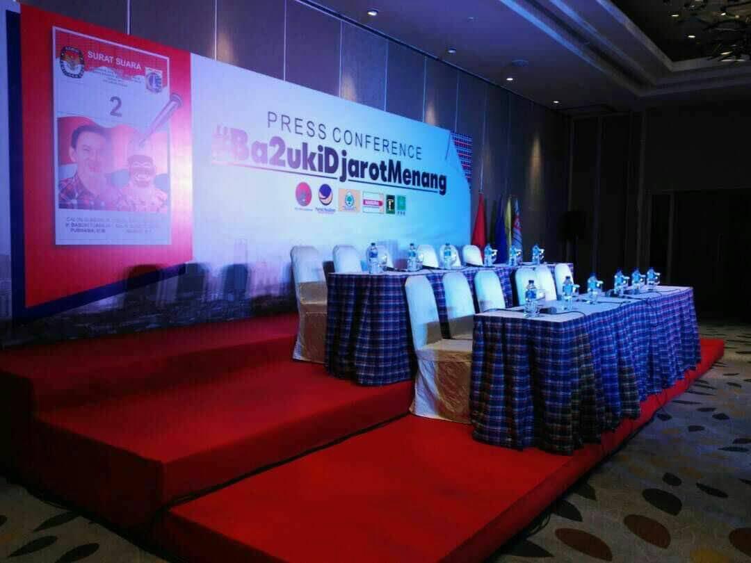 Posko Pemenangan Ahok Ada di Istana, Operatornya Menkopolhukam