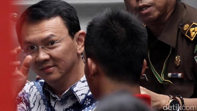 Ini Isi Surat yang Ditulis Ahok di Tahanan