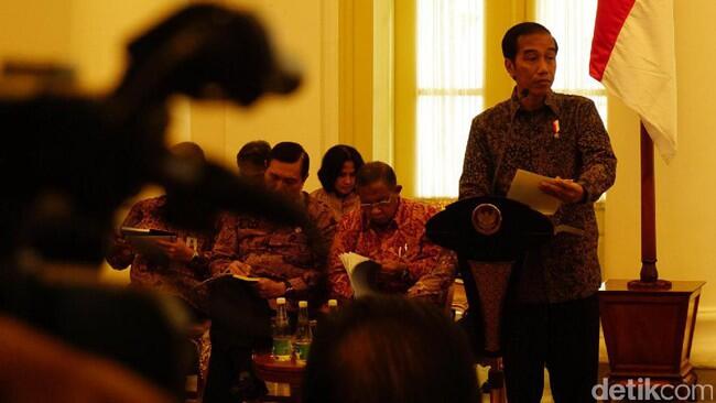 Jokowi Bicara Soal Kesempatan Emas RI Pasca Investment Grade