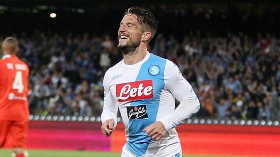 Sarri Bantah Ada Konflik dengan Mertens