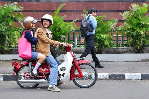 HATI-HATI Pembacokan malam hari bagi Pengguna sepeda motor marak kembali dijakarta