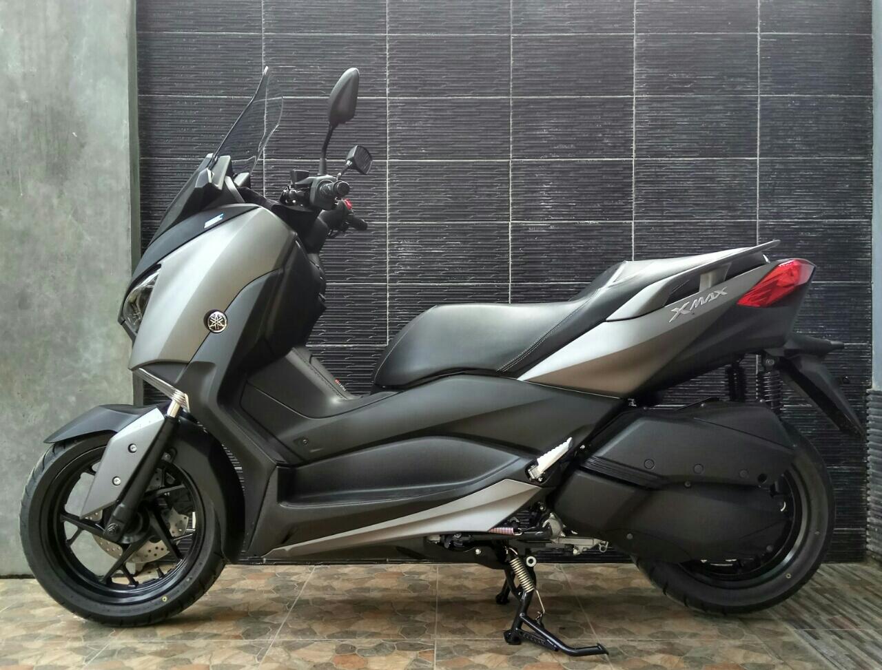 Yamaha XMAX 250