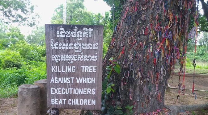 Mengunjungi Ladang Pembantaian di Killing Field Memorial Kamboja