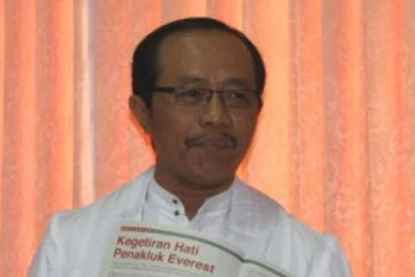 Romo Greg Raih Doktor dari UIN Syarif Hidayatullah