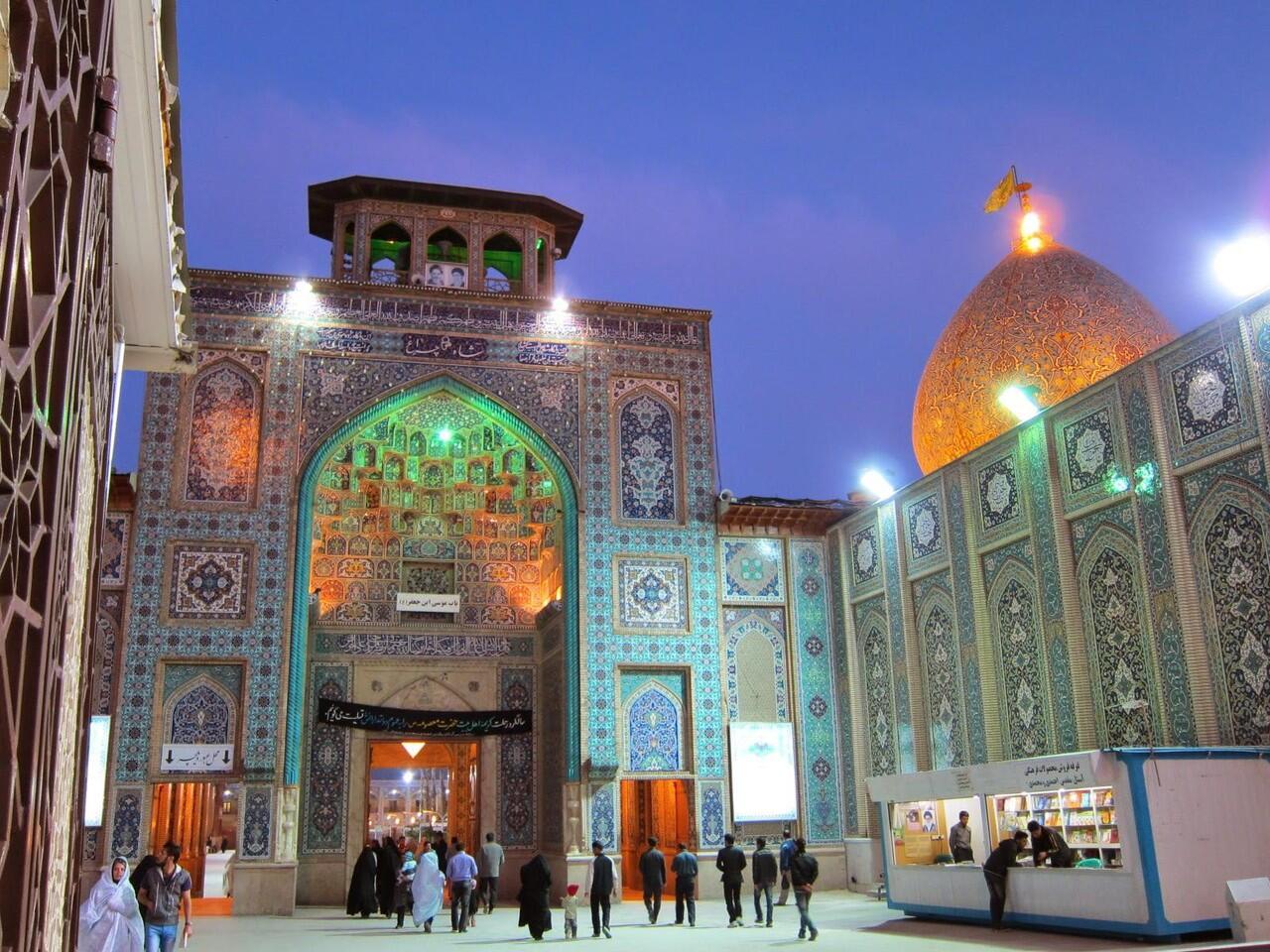 Shah Cheragh, Masjid Cantik yang Pancarkan Kilau Cahaya