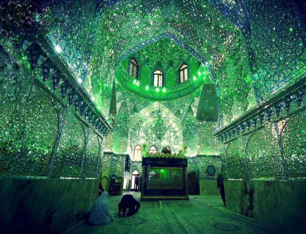 Shah Cheragh, Masjid Cantik yang Pancarkan Kilau Cahaya 