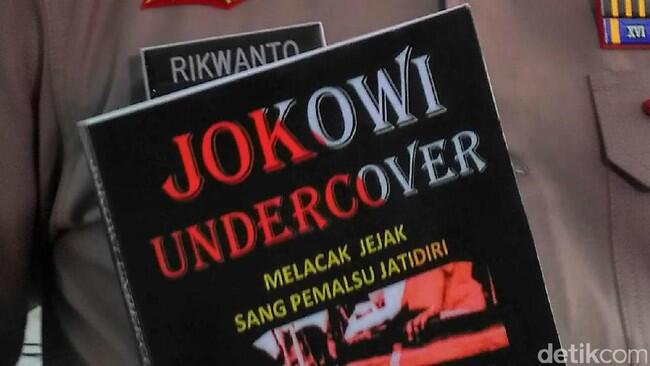 Dituntut Empat Tahun, Penulis Jokowi Undercover Divonis Hari Ini