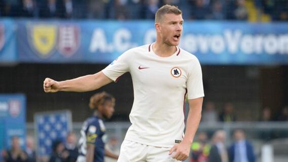 Edin Dzeko, Pemain Pertama Bosnia yang Jadi Top Skorer Serie A