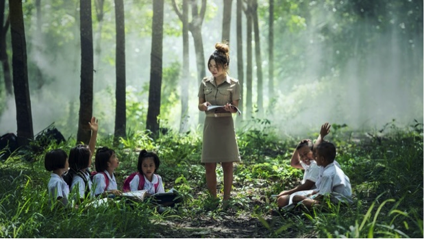 Orang Sukses Ini Sering Menghabiskan Waktunya Untuk Membaca Buku