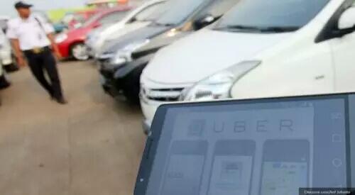 Juni, Taksi Online Harus Buat Izin Jadi Angkutan Umum