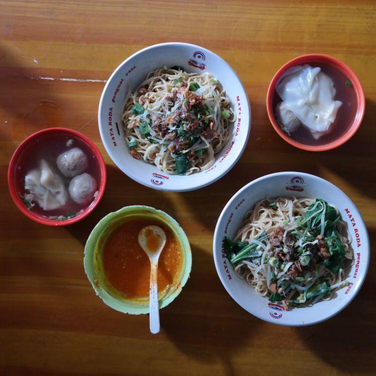 Mie Ayam Lovers, Kamu Harus Jelajahi 10 Warung Mie Ayam Terenak di Jogja Ini Deh! 