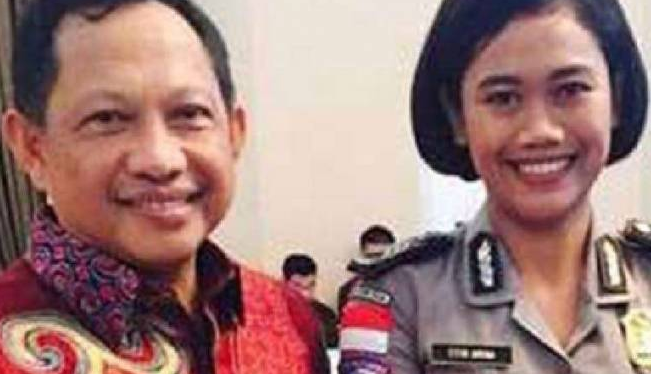 Gara-gara Komentari Foto Ini, Bogel Ditangkap Polisi