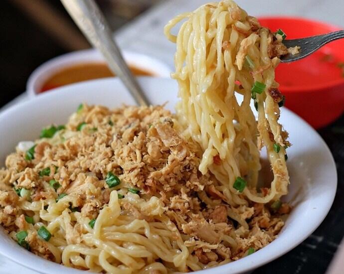 10 Mie Ayam Favorit Di Surabaya, Cocok Untuk Berbuka Puasa.