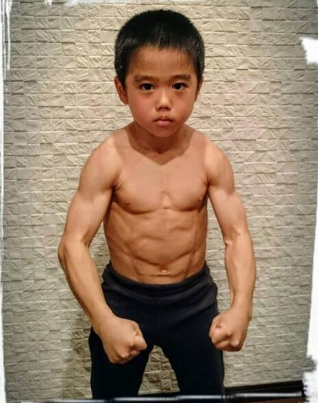 &quot;Body&quot; Bruce Lee Di Bocah umur 7 Tahun