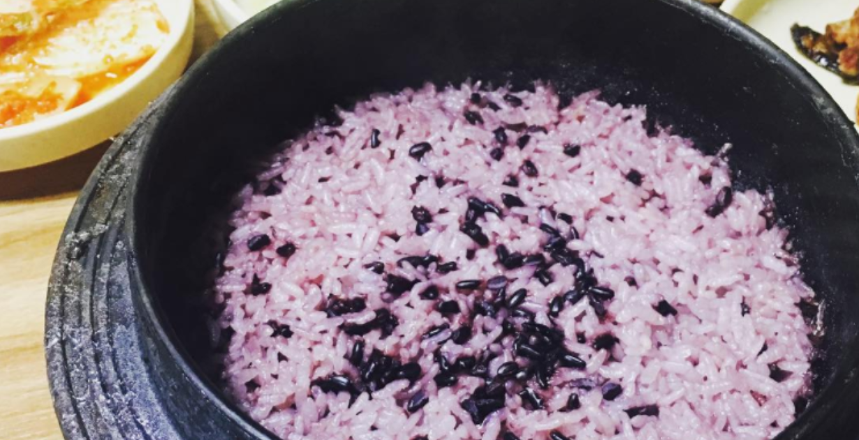 Dari Sekian Banyak Warna Nasi, Udah Nyobain Nasi Ungu?