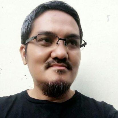 Terkenal Kritis, Jonru Ternyata Narsis Juga Loh Gan!